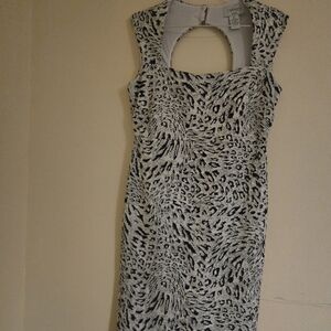 Carmen Marc Valvo Black and White Backless Dress